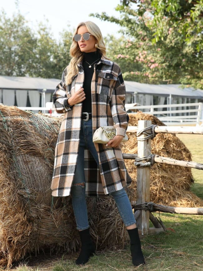 Lapel pocket plaid side slit long coat