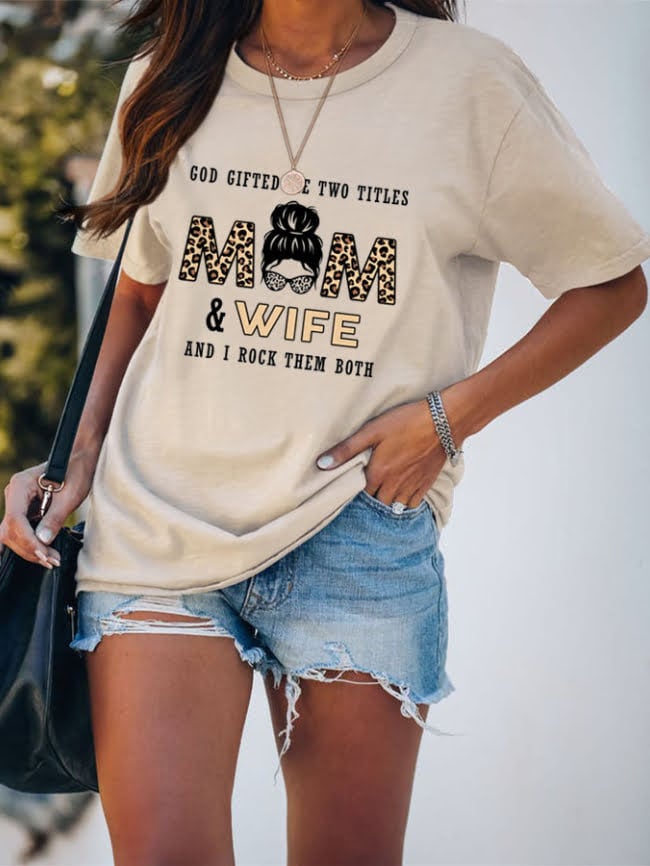 MOM WIFE Leopard Print Casual T-Shirt