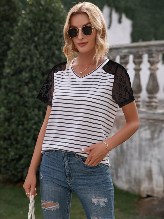 Striped Panel Lace V-neck T-shirt