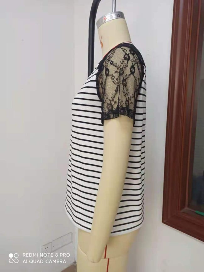 Striped Panel Lace V-neck T-shirt